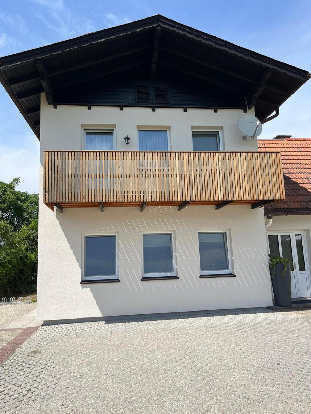 Danner Familien-Ferienwohnungen Schoerfling Am Attersee Bagian luar foto