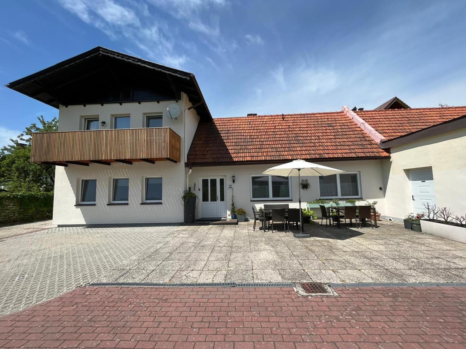 Danner Familien-Ferienwohnungen Schoerfling Am Attersee Bagian luar foto