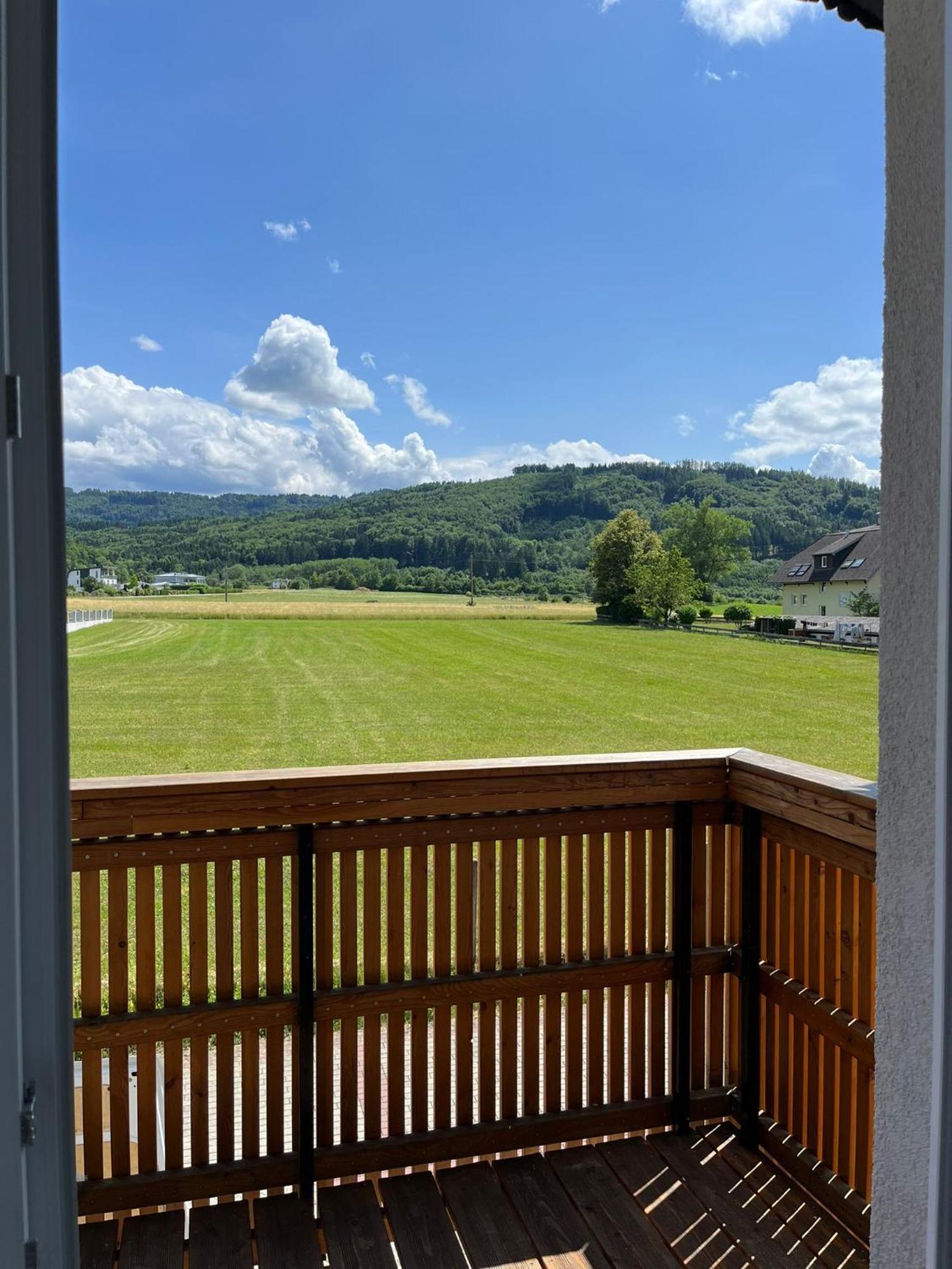 Danner Familien-Ferienwohnungen Schoerfling Am Attersee Bagian luar foto